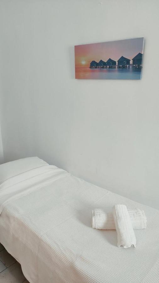 파트모스 Lampi'S Dolphin 아파트 호텔 외부 사진